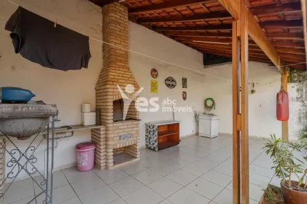 Casa com 2 Quartos para alugar, 100m² no Vila Assunção, Santo André