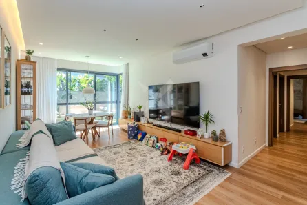 Apartamento com 3 Quartos à venda, 173m² no Três Figueiras, Porto Alegre