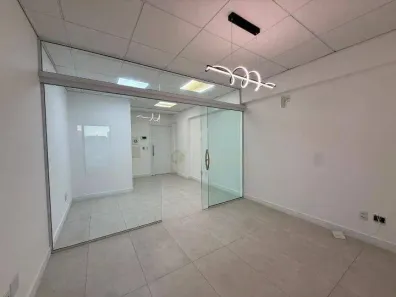 Sala Comercial para alugar, 37m² no Estreito, Florianópolis