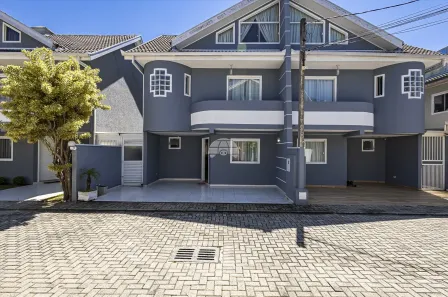 Sobrado com 3 Quartos à venda, 98m² no Novo Mundo, Curitiba