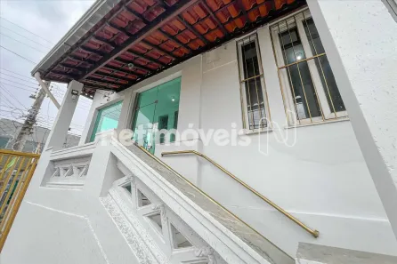 Casa com 5 Quartos à venda, 300m² no Carlos Prates, Belo Horizonte