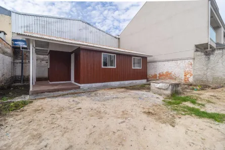 Casa com 2 Quartos para alugar, 45m² no Fazendinha, Curitiba