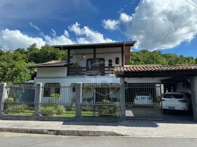 Casa com 4 Quartos à venda, 239m² no Itoupava Central, Blumenau