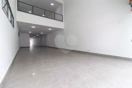 Ponto Comercial para venda ou aluguel, 570m² no Vila Mathias, Santos