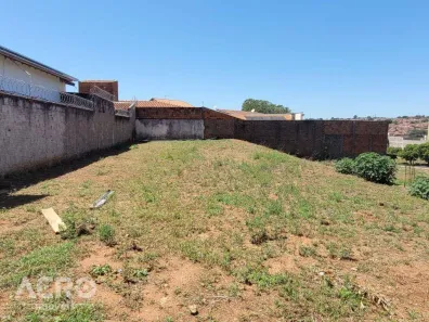 Lote/Terreno à venda, 270m² no Jardim Marambá, Bauru