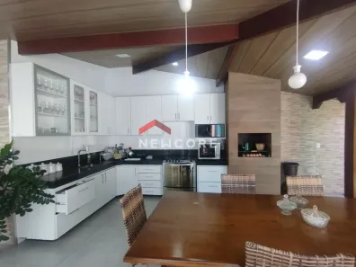 Casa com 4 Quartos à venda, 300m² no Camilo Alves, Contagem