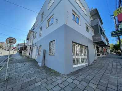 Ponto Comercial para alugar, 100m² no Exposição, Caxias do Sul