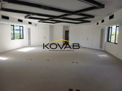 Sala Comercial para alugar, 140m² no Cidade Monções, São Paulo
