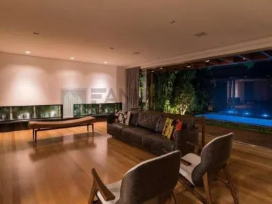 Casa de Condomínio com 4 Quartos à venda, 478m² no Jardim Europa, São Paulo