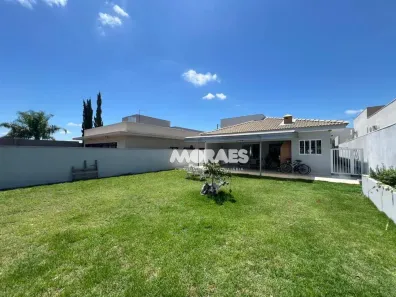Casa de Condomínio com 3 Quartos à venda, 215m² no Quinta Ranieri, Bauru
