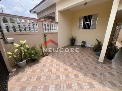 Casa com 2 Quartos à venda, 115m² no Vila São Jorge, São Vicente