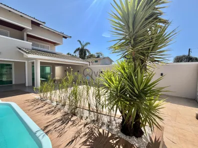 Casa com 5 Quartos à venda, 293m² no Balneário Praia do Pernambuco, Guarujá
