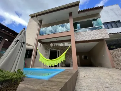 Casa com 2 Quartos para alugar, 146m² no Barra da Lagoa, Florianópolis