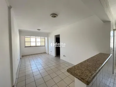 Apartamento com 2 Quartos para alugar, 60m² no Patrimônio, Uberlândia