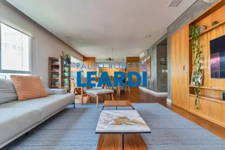Apartamento com 4 Quartos para alugar, 208m² no Pinheiros, São Paulo