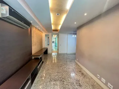 Apartamento com 2 Quartos para alugar, 90m² no Charitas, Niterói