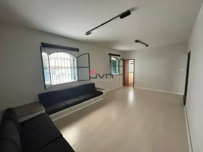 Imóvel Comercial com 4 Quartos para alugar, 270m² no Saraiva, Uberlândia