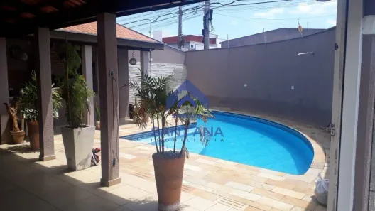 Casa com 3 Quartos à venda, 233m² no Piracangaguá, Taubaté