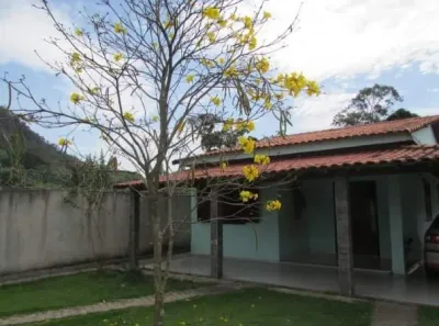 Casa com 2 Quartos à venda, 180m² no Brisa Mar, Itaguaí