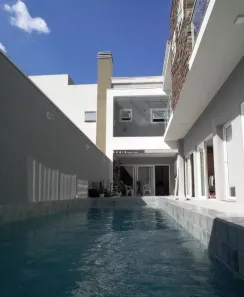 Sobrado com 4 Quartos à venda, 420m² no Pinheirinho, Curitiba