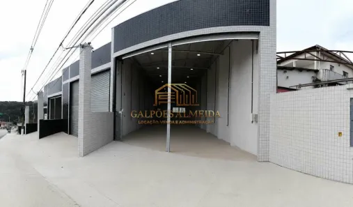 Galpão/Depósito/Armazém para alugar, 290m² no das Pedras, Cotia