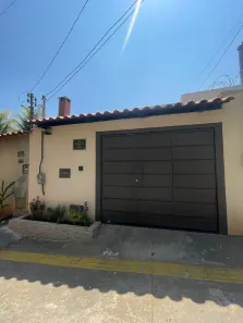 Casa com 3 Quartos à venda, 138m² no Santo Hilário, Goiânia