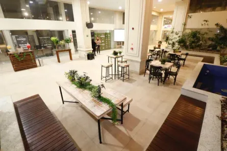 Ponto Comercial à venda, 750m² no Centro, Curitiba