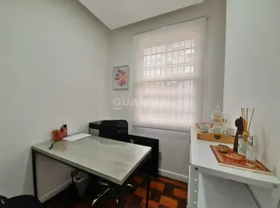 Imóvel Comercial para alugar, 196m² no Petrópolis, Porto Alegre