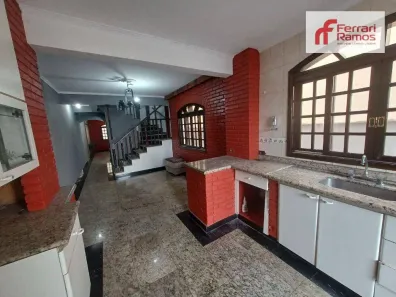 Sobrado com 3 Quartos à venda, 311m² no Jardim Rizzo, Guarulhos