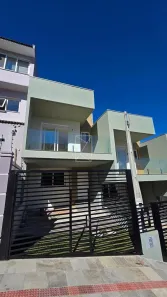 Sobrado com 3 Quartos à venda, 155m² no Vinhedos, Caxias do Sul