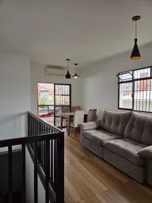 Sobrado com 3 Quartos à venda, 110m² no Parque São Vicente, São Vicente