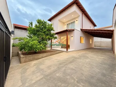 Casa com 4 Quartos à venda, 180m² no Portal de Jacaraípe, Serra