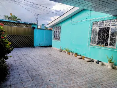 Casa com 3 Quartos à venda, 200m² no Alvorada, Manaus