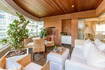 Apartamento com 3 Quartos à venda, 243m² no Vila Uberabinha, São Paulo