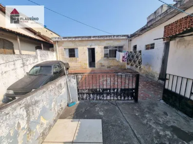 Casa com 2 Quartos à venda, 250m² no Parque Arariba, São Paulo
