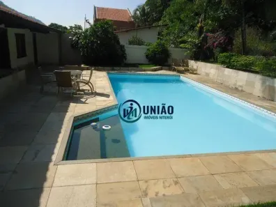 Casa de Condomínio com 5 Quartos à venda, 500m² no Camboinhas, Niterói