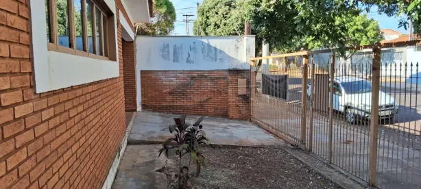 Casa com 3 Quartos à venda, 197m² no Vila Harmonia, Araraquara