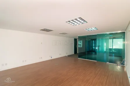 Sala Comercial à venda, 83m² no Moinhos de Vento, Porto Alegre