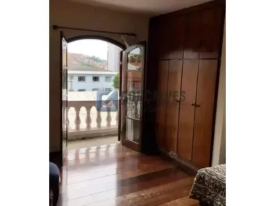 Sobrado com 2 Quartos para alugar, 176m² no Centro, São Bernardo do Campo