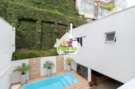 Sobrado com 5 Quartos à venda, 300m² no Jardim Virginia Bianca, São Paulo