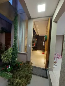 Casa de Condomínio com 3 Quartos à venda, 200m² no Granja Marileusa, Uberlândia