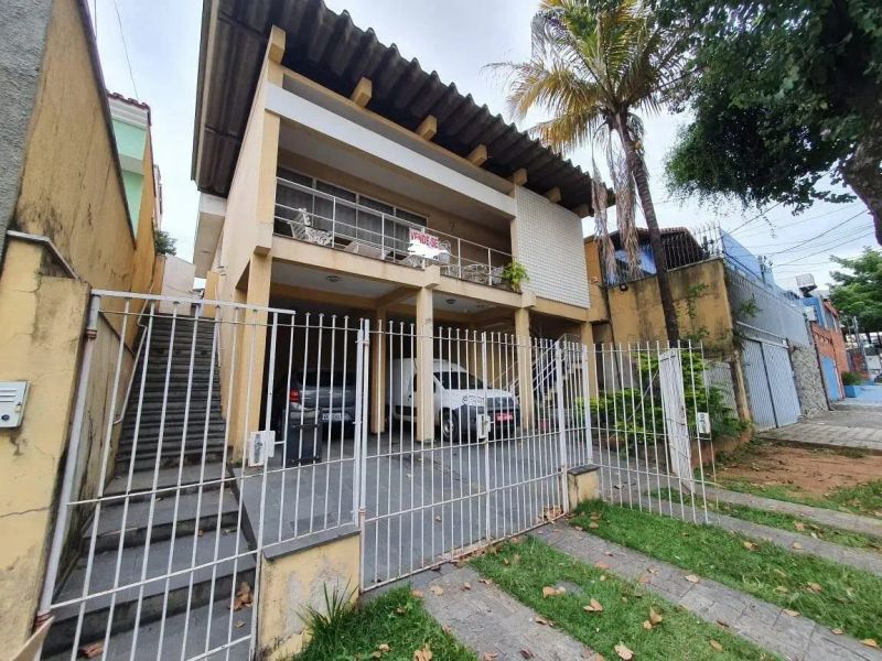 Casa com 4 quartos — Itapoã, Belo Horizonte