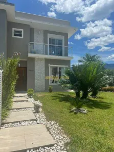 Sobrado com 3 Quartos à venda, 165m² no Centro, Bertioga