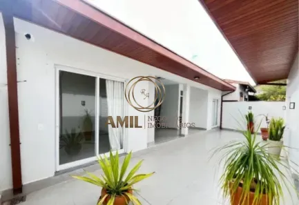 Casa com 5 Quartos para alugar, 330m² no Urbanova I, São José dos Campos