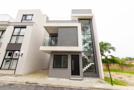 Casa de Condomínio com 3 Quartos à venda, 132m² no Uberaba, Curitiba