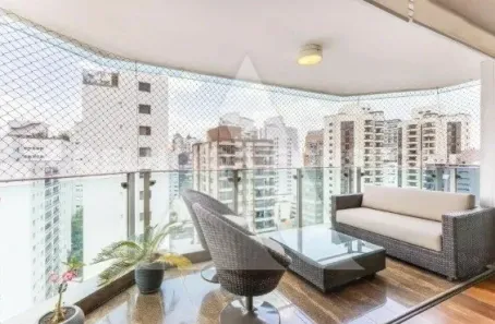Apartamento com 4 Quartos à venda, 250m² no Vila Nova Conceição, São Paulo