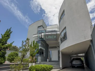 Casa com 3 Quartos à venda, 420m² no Santo Antônio, Porto Alegre