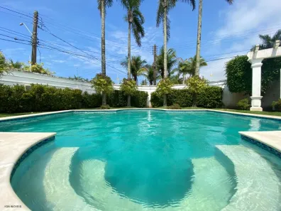 Sobrado com 5 Quartos à venda, 1070m² no Jardim Virgínia, Guarujá