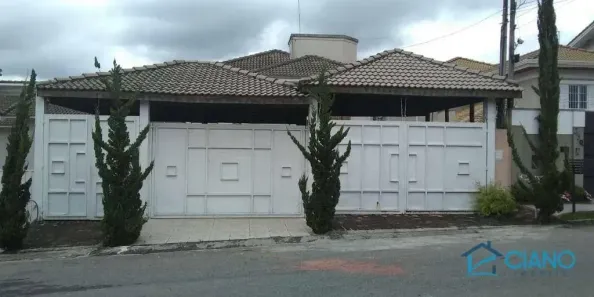 Sobrado com 5 Quartos à venda, 450m² no Vila Petrópolis, Atibaia