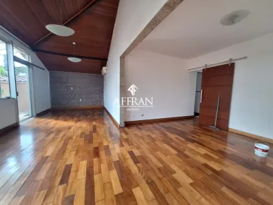 Casa com 3 Quartos para alugar, 180m² no Alípio de Melo, Belo Horizonte